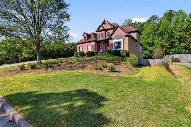 1015 Windhaven Drive, Alpharetta, GA 30005