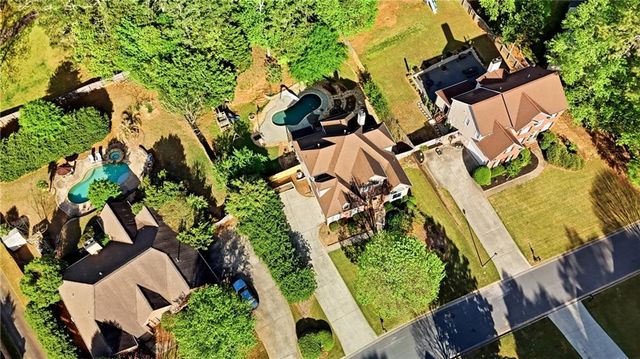 1015 Windhaven Drive, Alpharetta, GA 30005