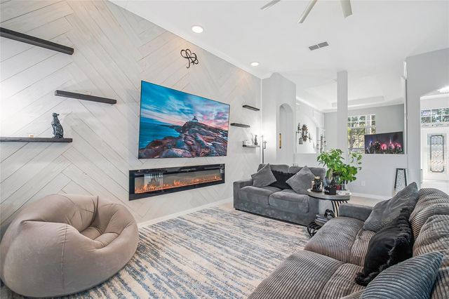 2251 RAMBLING OAKS WAY, Kissimmee, FL 34746