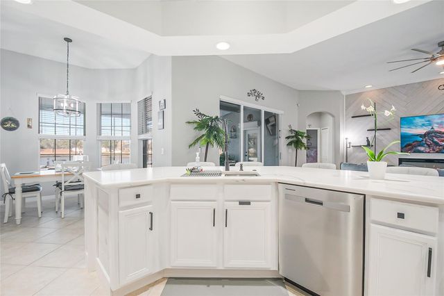 2251 RAMBLING OAKS WAY, Kissimmee, FL 34746