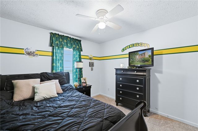 110 Neshannock Trails Dr, Neshannock Twp, PA 16105