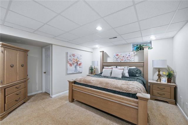 110 Neshannock Trails Dr, Neshannock Twp, PA 16105