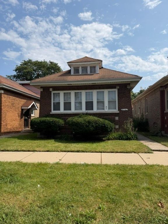 8741 S Laflin Street, Chicago, IL 60620
