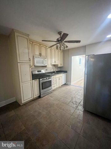 832 LAMBERTON ST, Trenton, NJ 08611