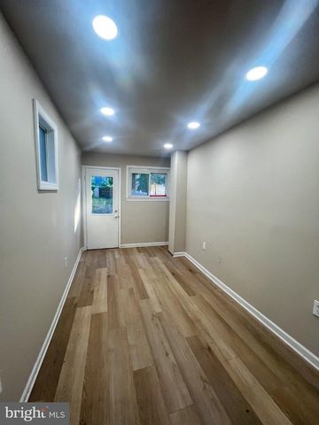 832 LAMBERTON ST, Trenton, NJ 08611