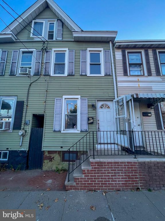 832 LAMBERTON ST, Trenton, NJ 08611
