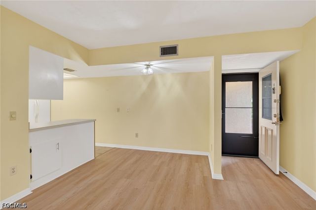 12481 McGregor BLVD 17, Fort Myers, FL 33919