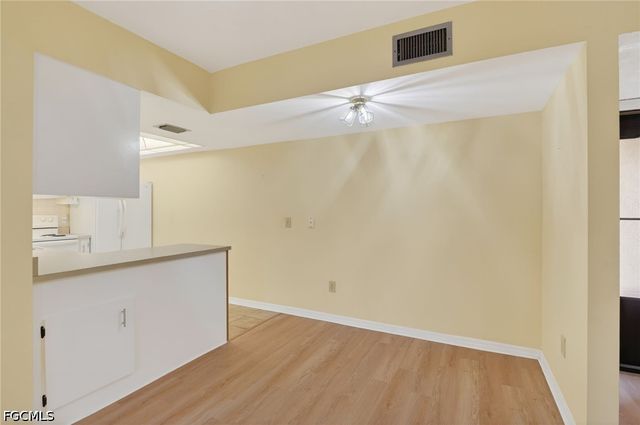 12481 McGregor BLVD 17, Fort Myers, FL 33919