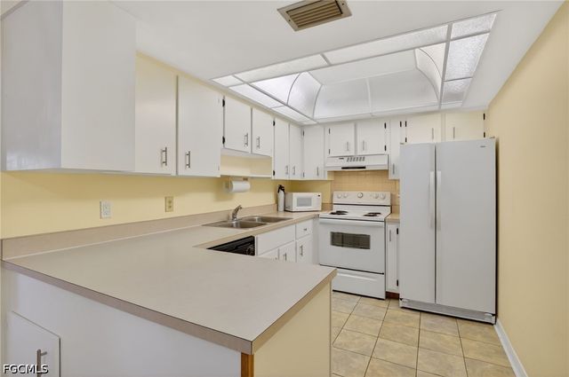 12481 McGregor BLVD 17, Fort Myers, FL 33919