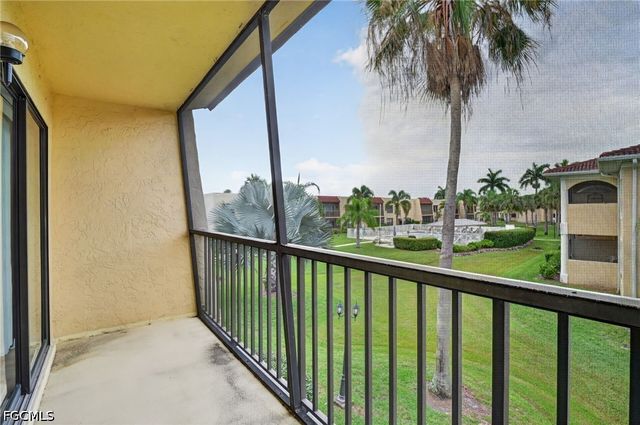 12481 McGregor BLVD 17, Fort Myers, FL 33919
