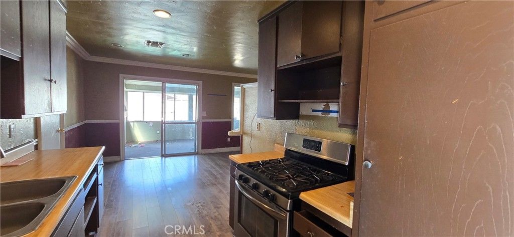 Image 4 of property listing at 1167 Serene, Corona, CA 92878