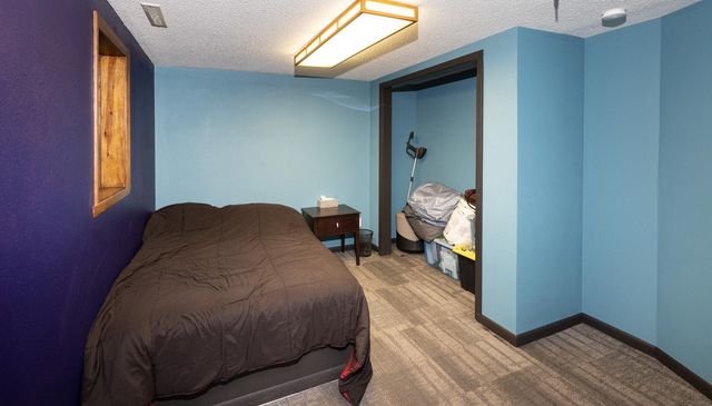 612 7th Avenue W, West Fargo, ND 58078