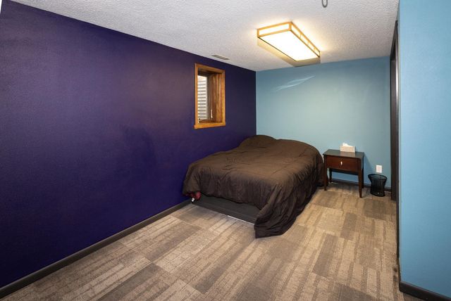 612 7th Avenue W, West Fargo, ND 58078