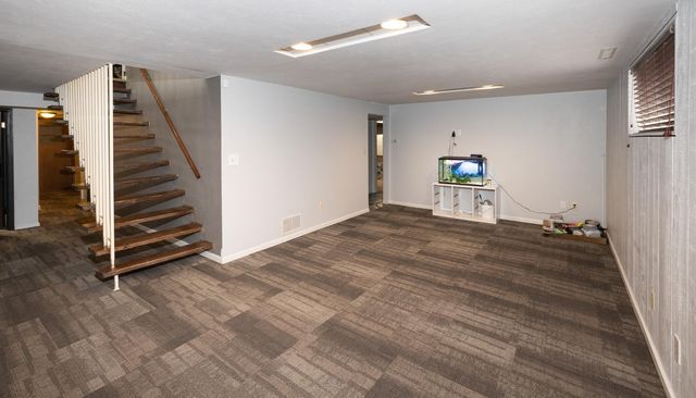 612 7th Avenue W, West Fargo, ND 58078