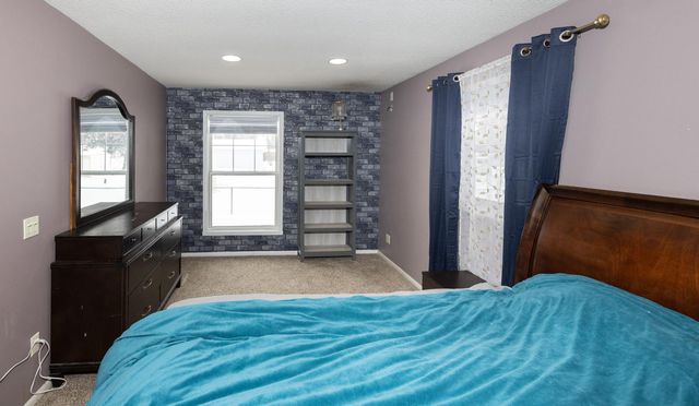 612 7th Avenue W, West Fargo, ND 58078