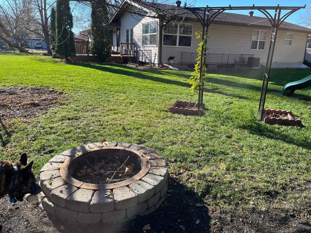 612 7th Avenue W, West Fargo, ND 58078