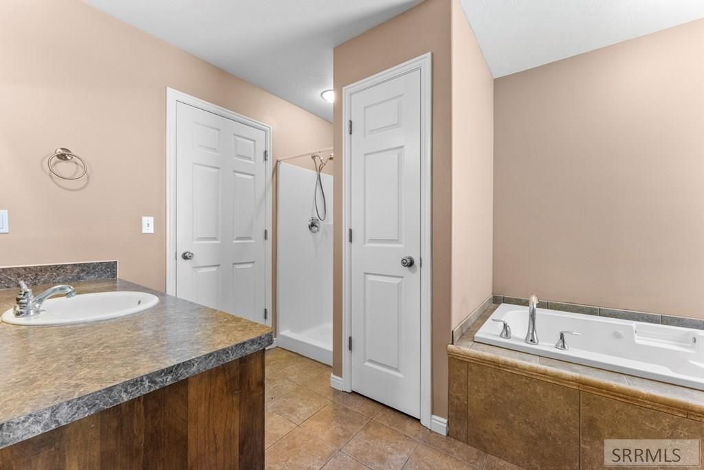 Image 12 of property listing at 4208 Sunnybrook Lane, Pocatello, ID 83202