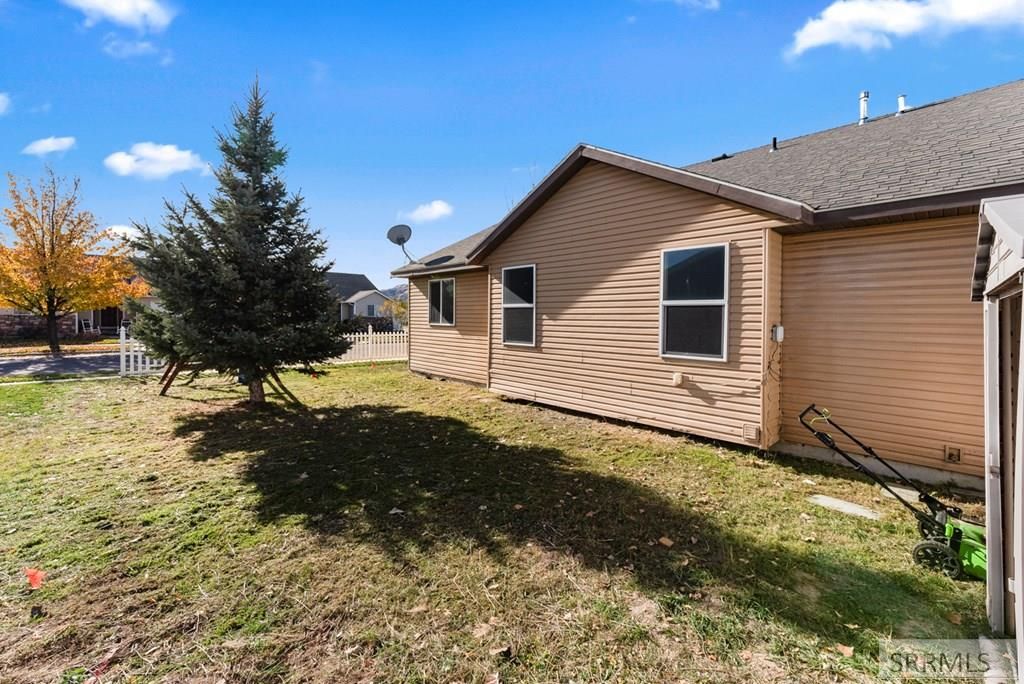 Image 19 of property listing at 4208 Sunnybrook Lane, Pocatello, ID 83202