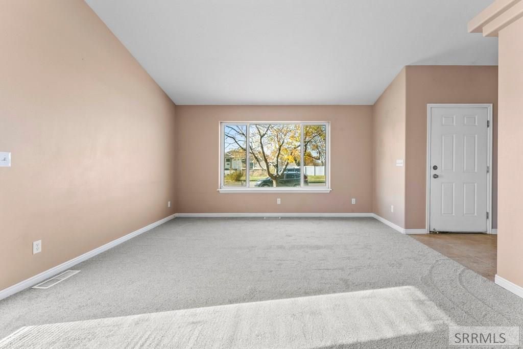 Image 5 of property listing at 4208 Sunnybrook Lane, Pocatello, ID 83202