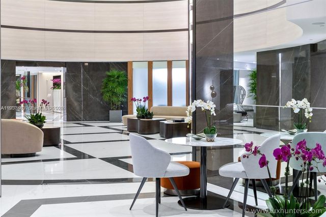 300 S Pointe Dr 1404, Miami Beach, FL 33139