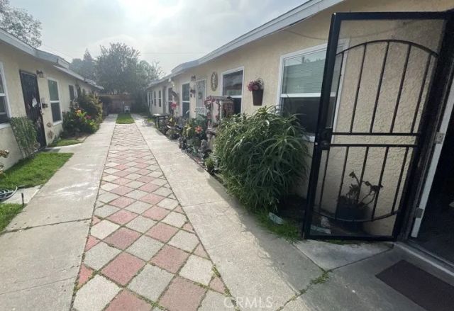 14416 Orange A, Paramount, CA 90723