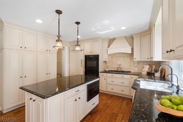 4 Jonathan Smith Rd, Morris Twp., NJ 07960