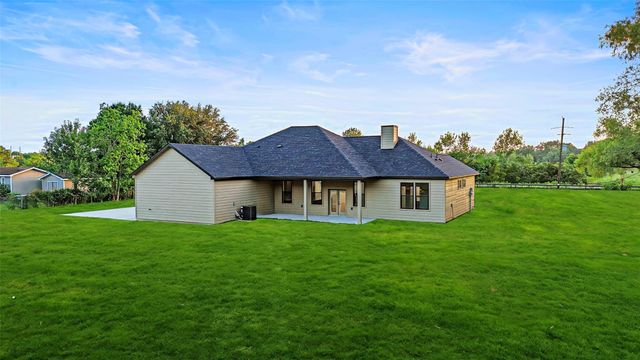 243 County Road 487, Dayton, TX 77535