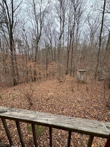 86 Elm Avenue, Nancy, KY 42544