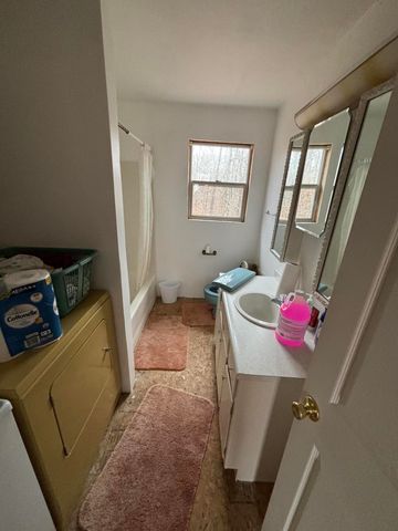 86 Elm Avenue, Nancy, KY 42544