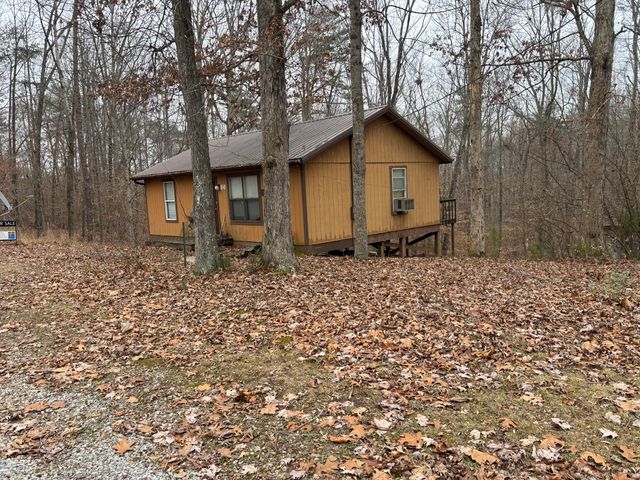 86 Elm Avenue, Nancy, KY 42544