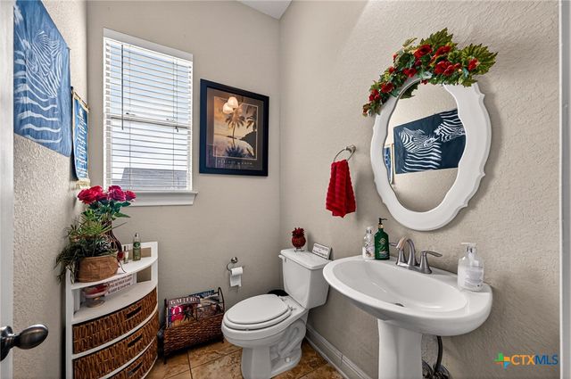 3207 Big Pond, San Antonio, TX 78261