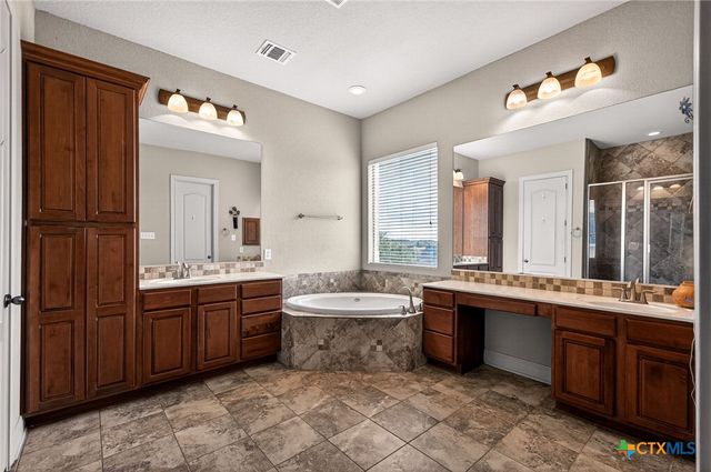 3207 Big Pond, San Antonio, TX 78261