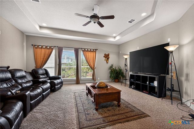 3207 Big Pond, San Antonio, TX 78261