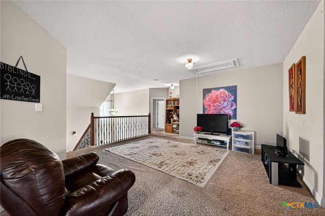 3207 Big Pond, San Antonio, TX 78261