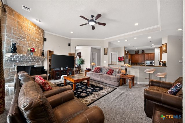 3207 Big Pond, San Antonio, TX 78261