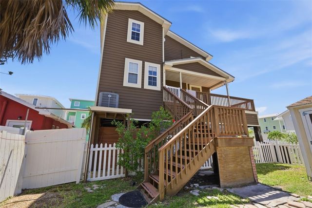 19105 WHISPERING PINES DRIVE, Indian Shores, FL 33785
