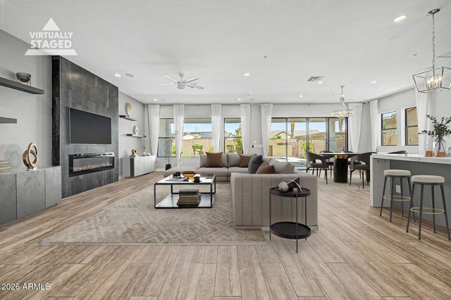 24437 N 94TH Avenue, Peoria, AZ 85383