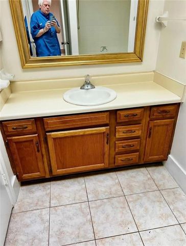 5900 Grelot Road 101, Mobile, AL 36609