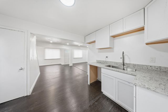 14218 Marshall Avenue, Warren, MI 48089