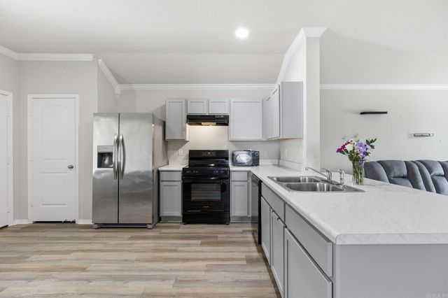 1280 Meadows Dr, Benton, AR 72019