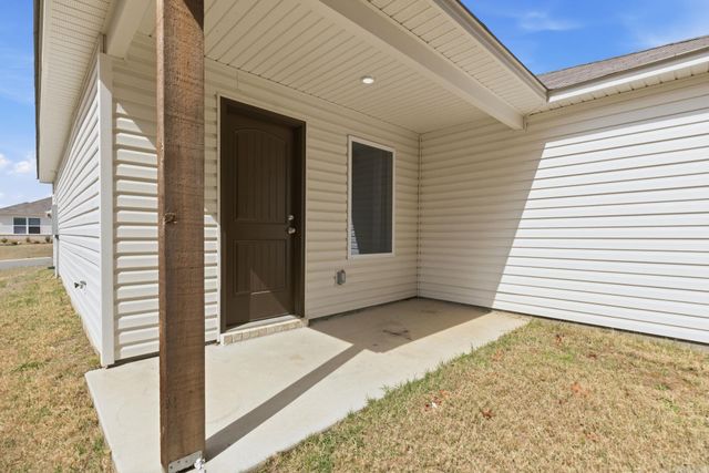 1280 Meadows Dr, Benton, AR 72019