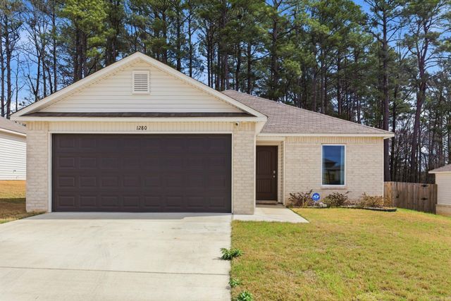 1280 Meadows Dr, Benton, AR 72019