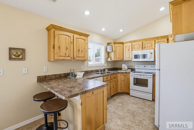 2751 N Midnight Blue Drive, Idaho Falls, ID 83401