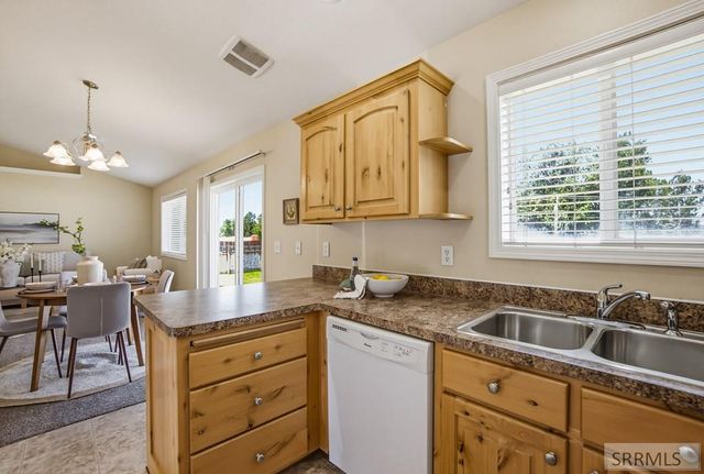 2751 N Midnight Blue Drive, Idaho Falls, ID 83401