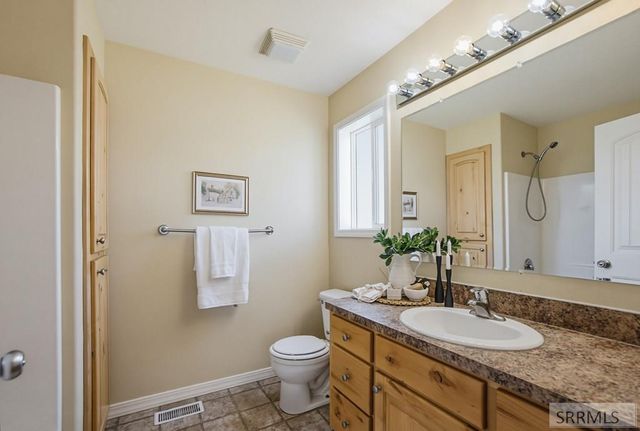 2751 N Midnight Blue Drive, Idaho Falls, ID 83401