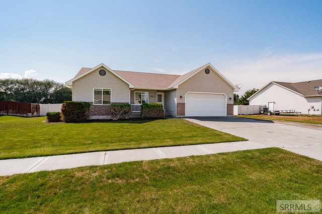2751 N Midnight Blue Drive, Idaho Falls, ID 83401