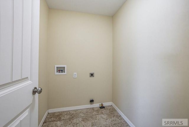 2751 N Midnight Blue Drive, Idaho Falls, ID 83401
