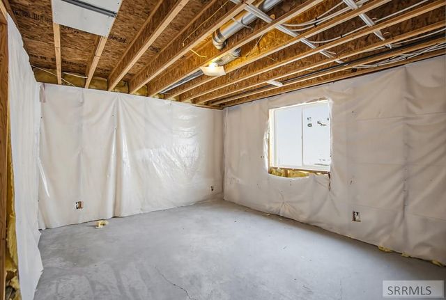 2751 N Midnight Blue Drive, Idaho Falls, ID 83401