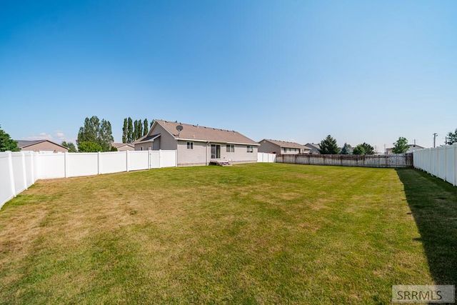 2751 N Midnight Blue Drive, Idaho Falls, ID 83401