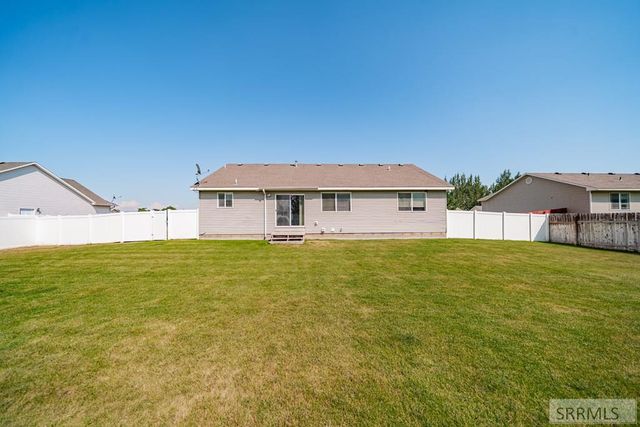 2751 N Midnight Blue Drive, Idaho Falls, ID 83401
